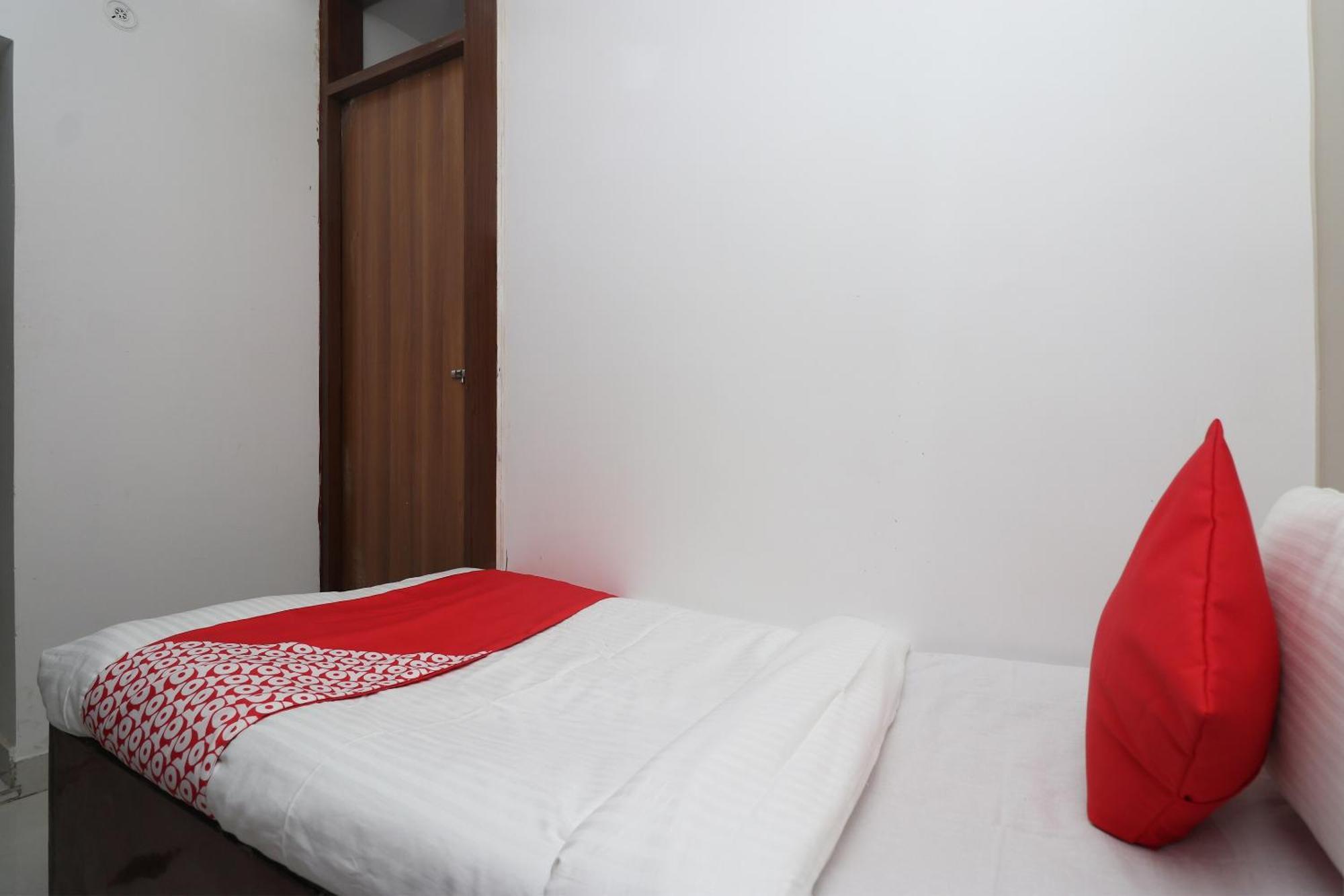 Hotel O Swastik Resort Colonelganj Eksteriør billede
