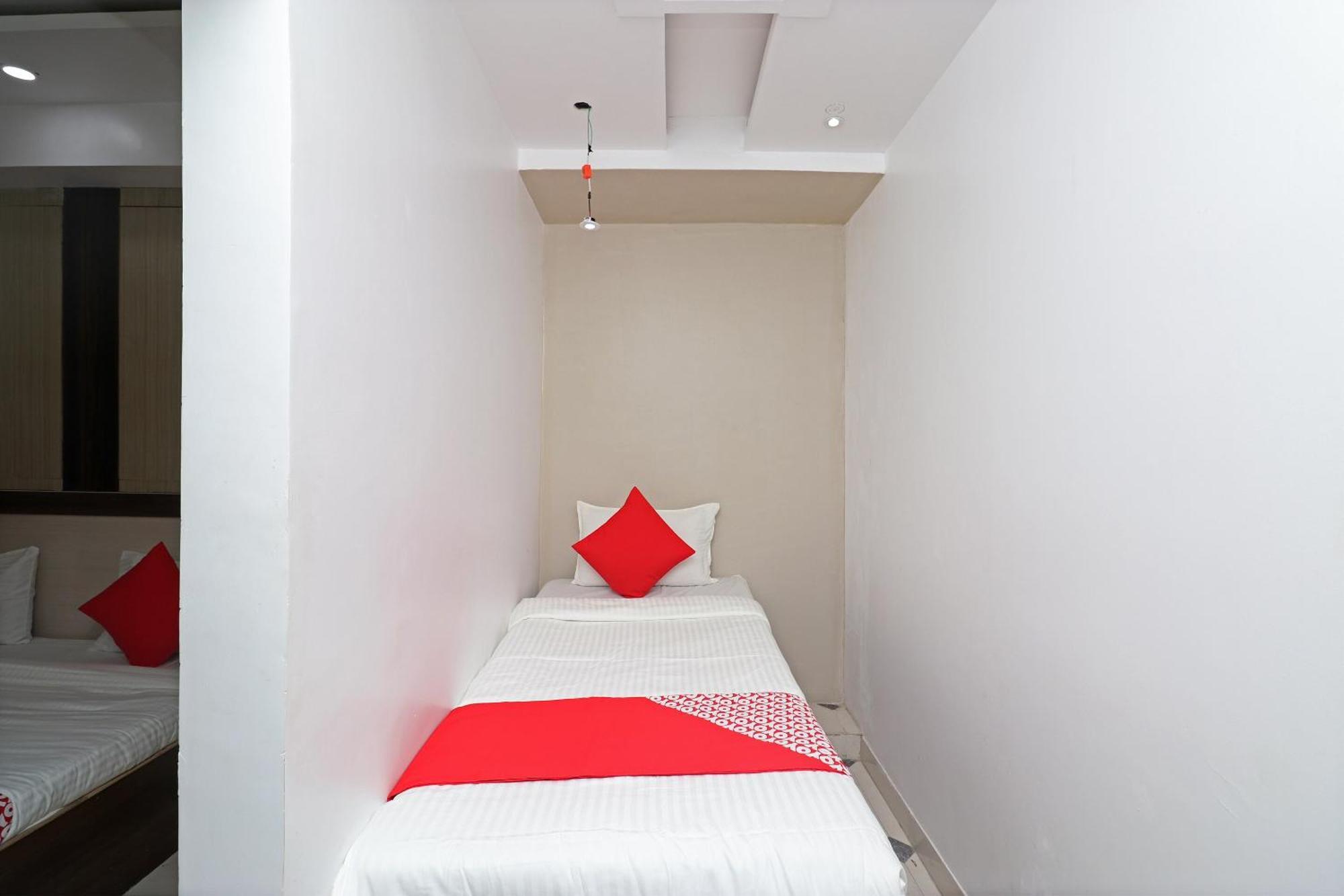 Hotel O Swastik Resort Colonelganj Eksteriør billede