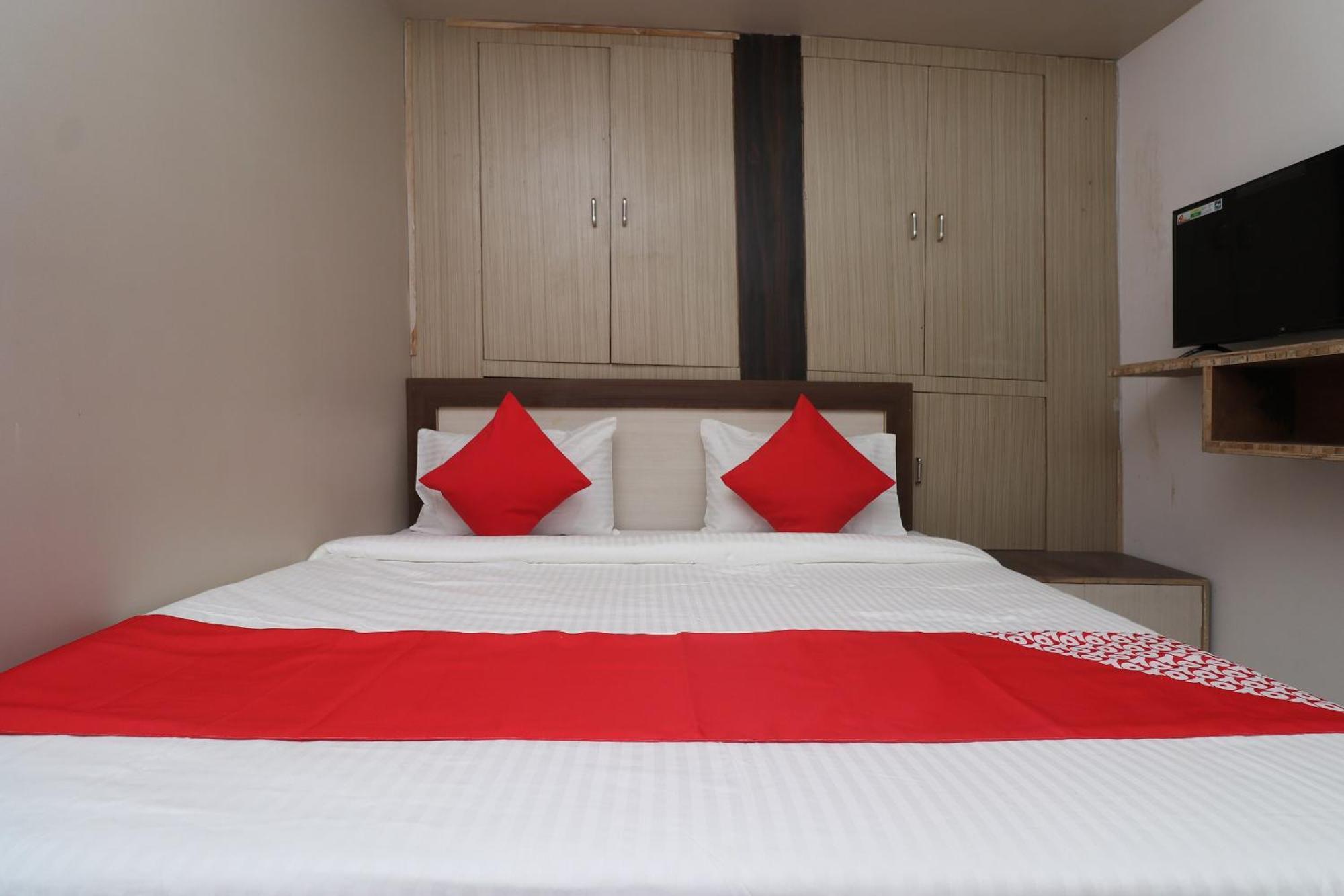 Hotel O Swastik Resort Colonelganj Eksteriør billede